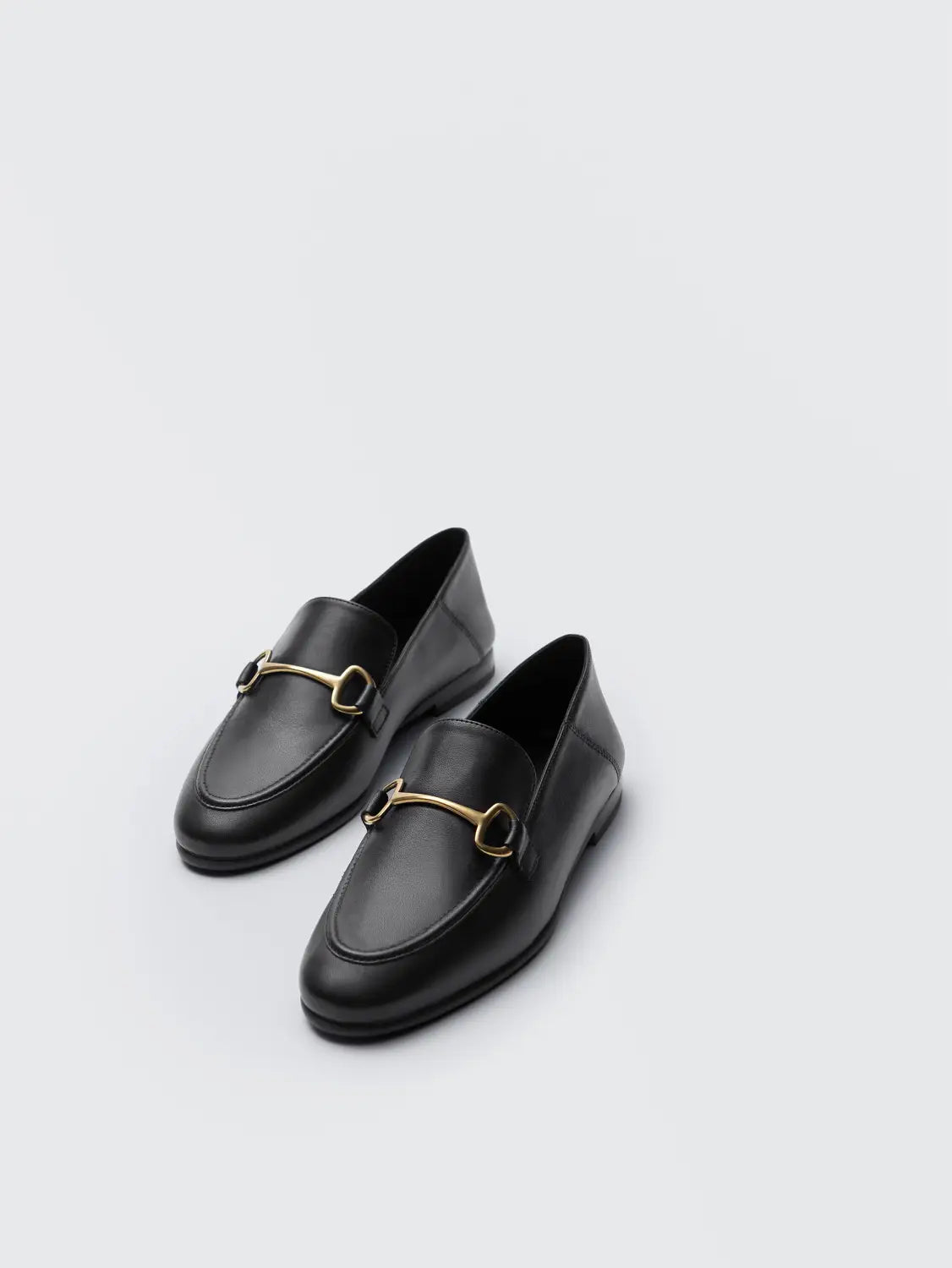 Beautiful Shoe’s High-quality Genuine Leather Flats Shoes Woman 2026 New Fashion Autumn Single Shoe Slip-on Beige Lazy