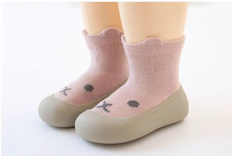 Beautiful Shoe’s Soft Rubber Sole Child Floor Sneaker Baby Socks Shoes Infant Cute Cartoon Kids Boy Shoes BeBe Booties