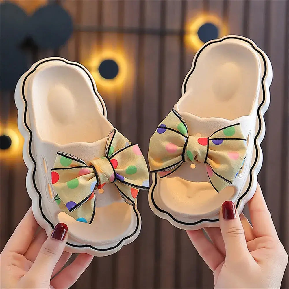 Beautiful Shoe’s Kids Slippers Spring Autumn Girls Fashion Bow Wear Wear Non-slip Home Slippers Outside Home Thick
