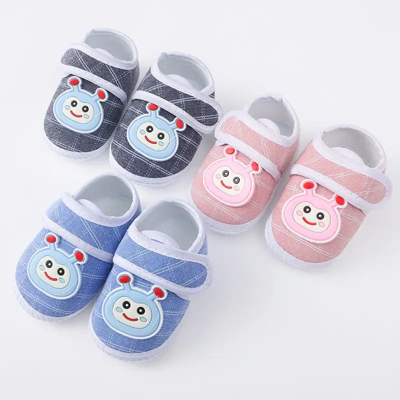Beautiful Shoe’s Newborn Baby Boy Girls Shoes Spring Autumn Lovely Floral Embroidery Anti-Slip Sneaker Crib Shoes Soft