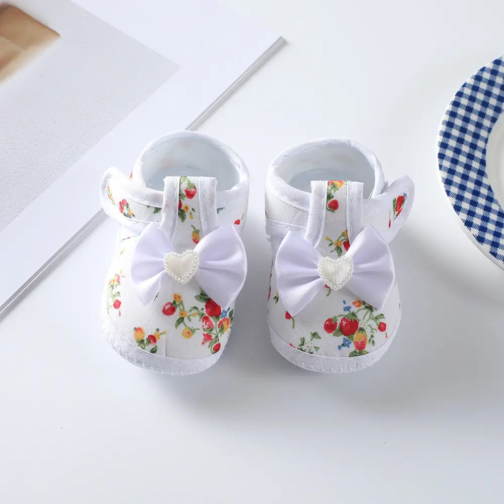 Beautiful Shoe’s Newborn Baby Boy Girls Shoes Spring Autumn Lovely Floral Embroidery Anti-Slip Sneaker Crib Shoes Soft