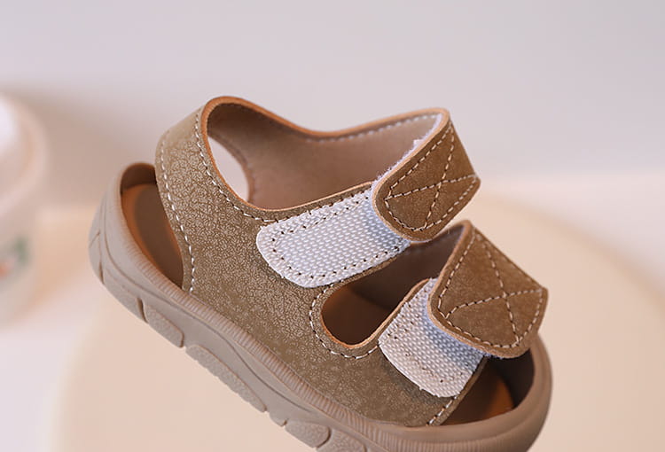 Beautiful Shoe’s Anti collision baby shoes simple women’s baby toe sandals walking shoes baby soft sole boys’ beach