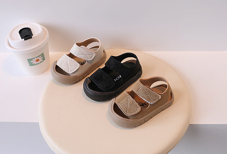 Beautiful Shoe’s Anti collision baby shoes simple women’s baby toe sandals walking shoes baby soft sole boys’ beach