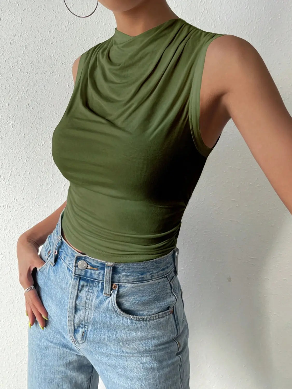 Women’s Casual Pleated Design Top Summer Fashion Street Style Solid Color Slim Half High Neck Sleeveless T-Shirt Top