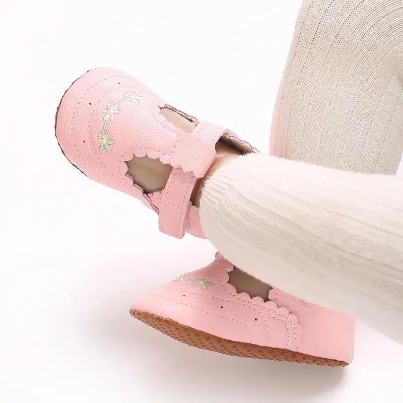 Beautiful Shoe’s 0-18M Baby Girl Princess Shoes Cute Printed Soft Cloth Bottom Anti slip Spring and Autumn Princess