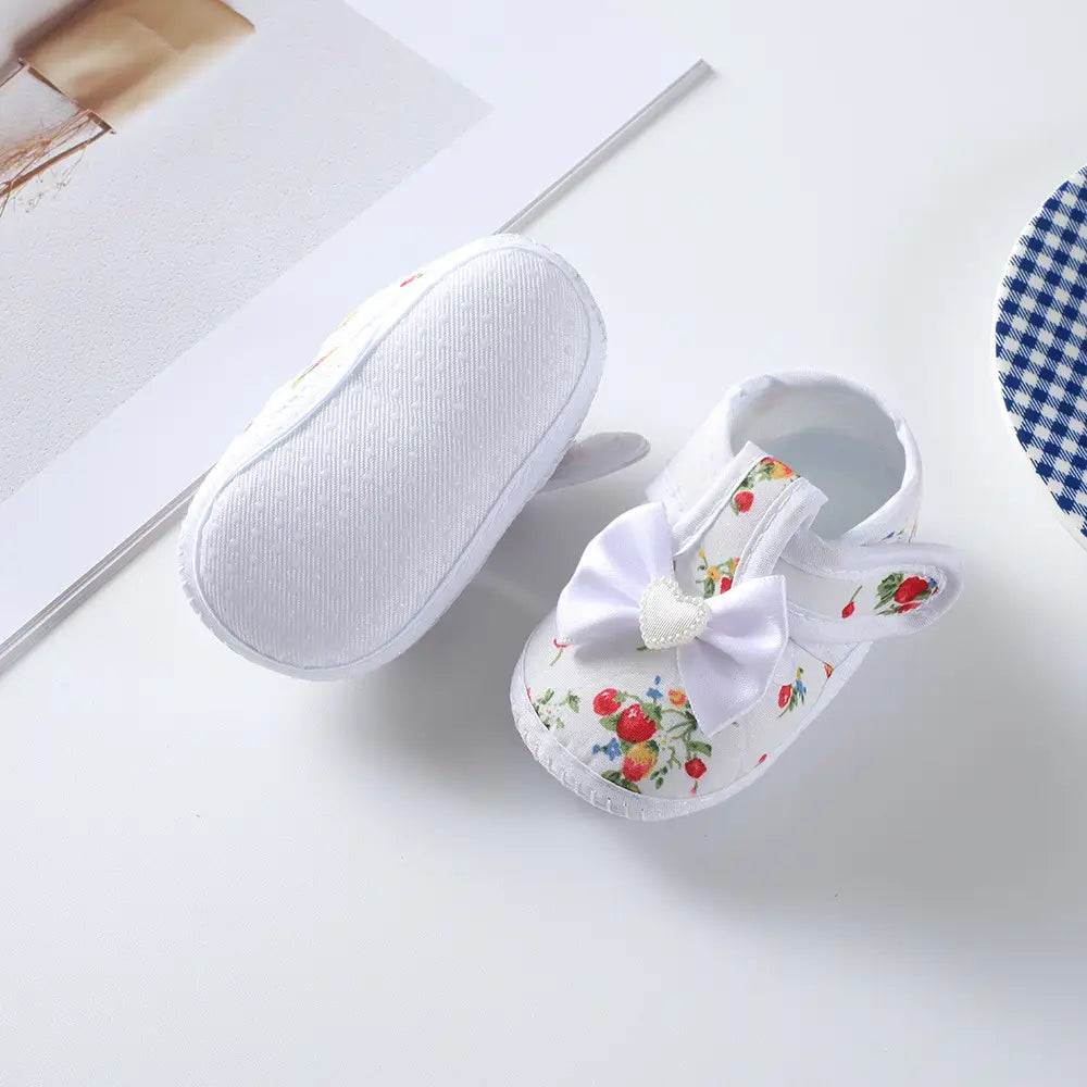 Beautiful Shoe’s Newborn Baby Boy Girls Shoes Spring Autumn Lovely Floral Embroidery Anti-Slip Sneaker Crib Shoes Soft