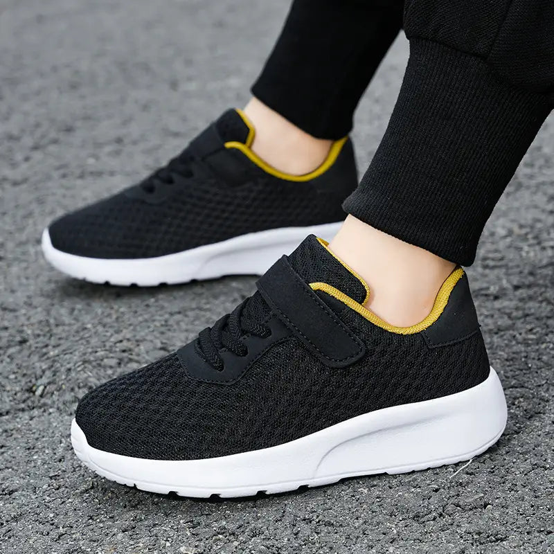 Beautiful Shoe’s Boys’ Breathable Running Shoes Lightweight Girls’ Sports Shoes Seasonal Outdoor Children’s Black Mesh