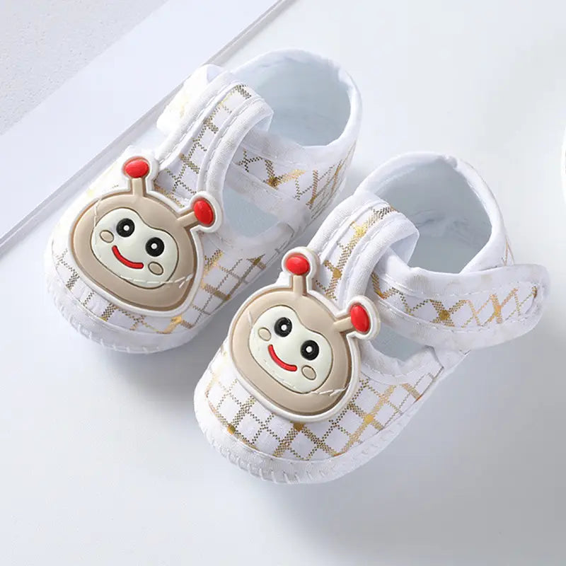 Beautiful Shoe’s Newborn Baby Boy Girls Shoes Spring Autumn Lovely Floral Embroidery Anti-Slip Sneaker Crib Shoes Soft