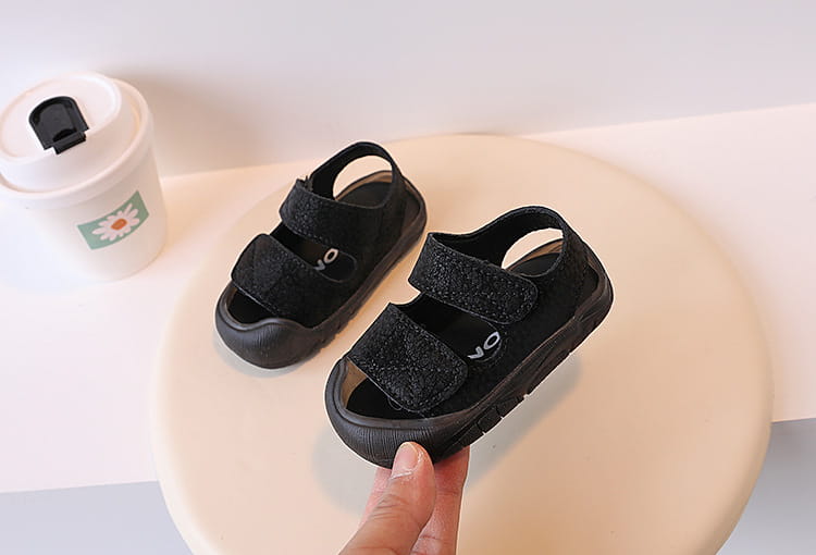 Beautiful Shoe’s Anti collision baby shoes simple women’s baby toe sandals walking shoes baby soft sole boys’ beach