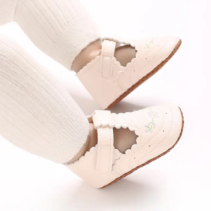 Beautiful Shoe’s 0-18M Baby Girl Princess Shoes Cute Printed Soft Cloth Bottom Anti slip Spring and Autumn Princess