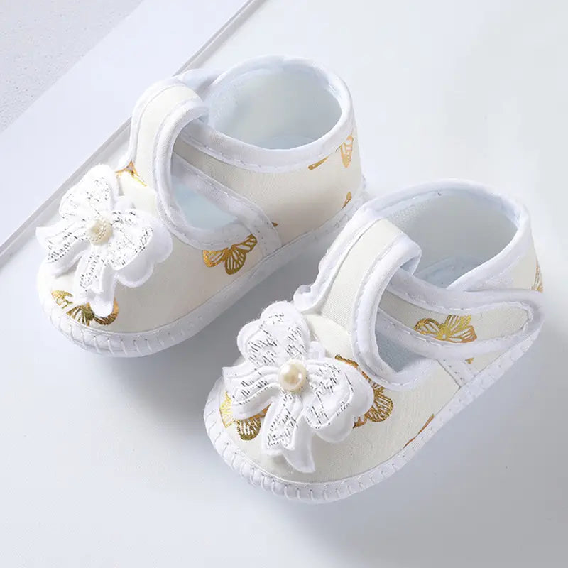 Beautiful Shoe’s Newborn Baby Boy Girls Shoes Spring Autumn Lovely Floral Embroidery Anti-Slip Sneaker Crib Shoes Soft