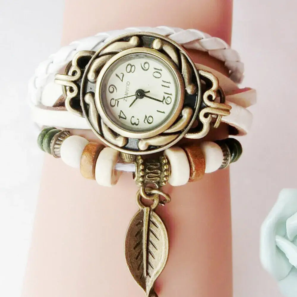 Montre Elegant Fashion Ladies Dress Watches Vintage Wristwatches for Women Leatcher Band Small Dial Female Quartz Watch