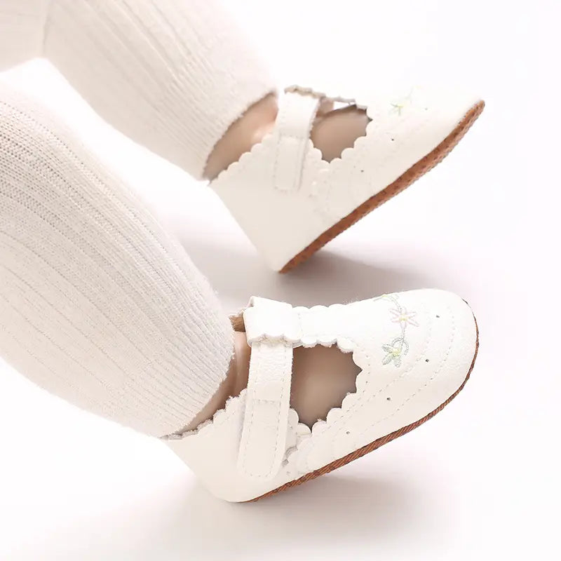 Beautiful Shoe’s 0-18M Baby Girl Princess Shoes Cute Printed Soft Cloth Bottom Anti slip Spring and Autumn Princess