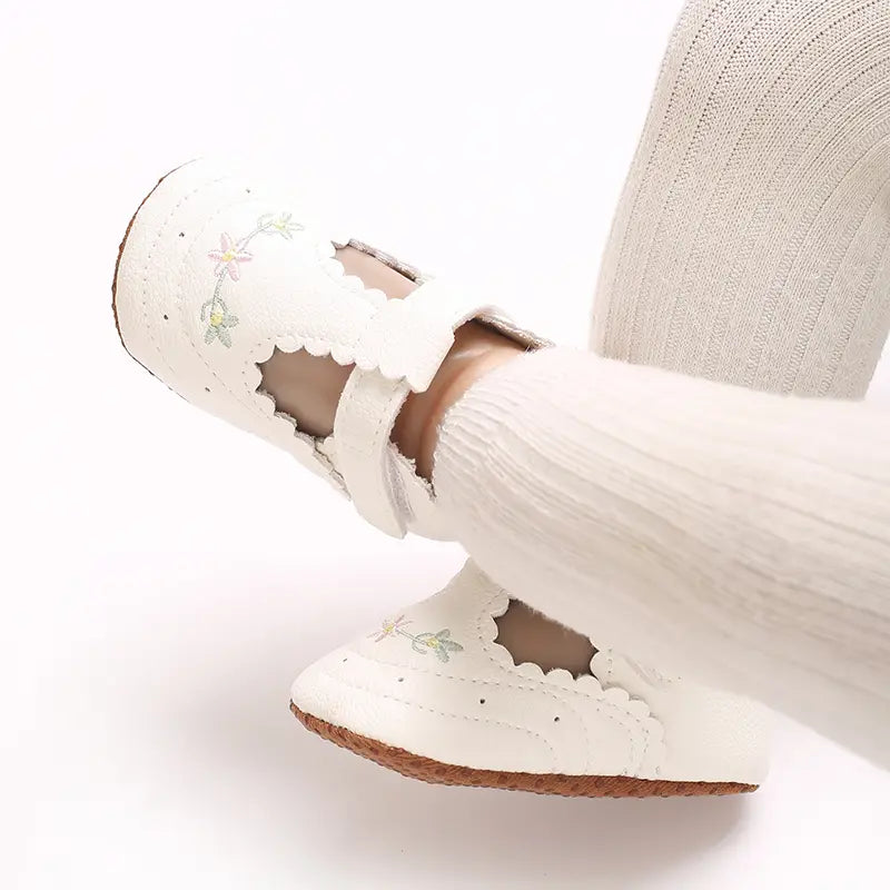 Beautiful Shoe’s 0-18M Baby Girl Princess Shoes Cute Printed Soft Cloth Bottom Anti slip Spring and Autumn Princess