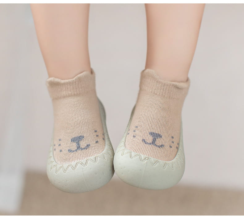 Beautiful Shoe’s Cute Baby Sock Shoes BeBe Soft Sole and Crib Shoes Rubber Non Slip Toddler First Step Walkers Outdoor