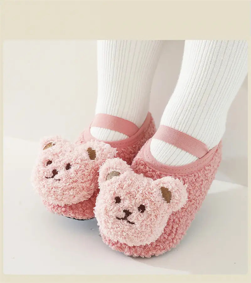 Beautiful Shoe’s Cartoon Bear Baby Shoes Winter Thick Warm Newborn Shoes Non-slip Soled Soft Plush Toddler Kids Boy