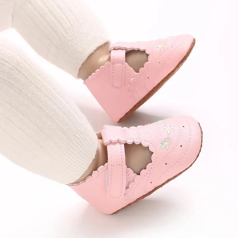Beautiful Shoe’s 0-18M Baby Girl Princess Shoes Cute Printed Soft Cloth Bottom Anti slip Spring and Autumn Princess