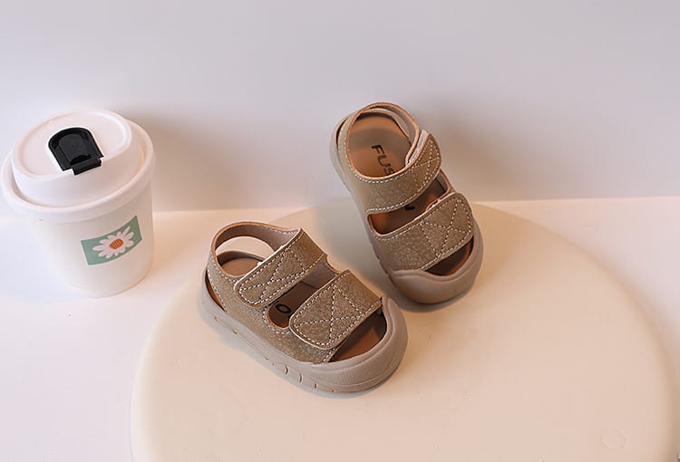 Beautiful Shoe’s Anti collision baby shoes simple women’s baby toe sandals walking shoes baby soft sole boys’ beach