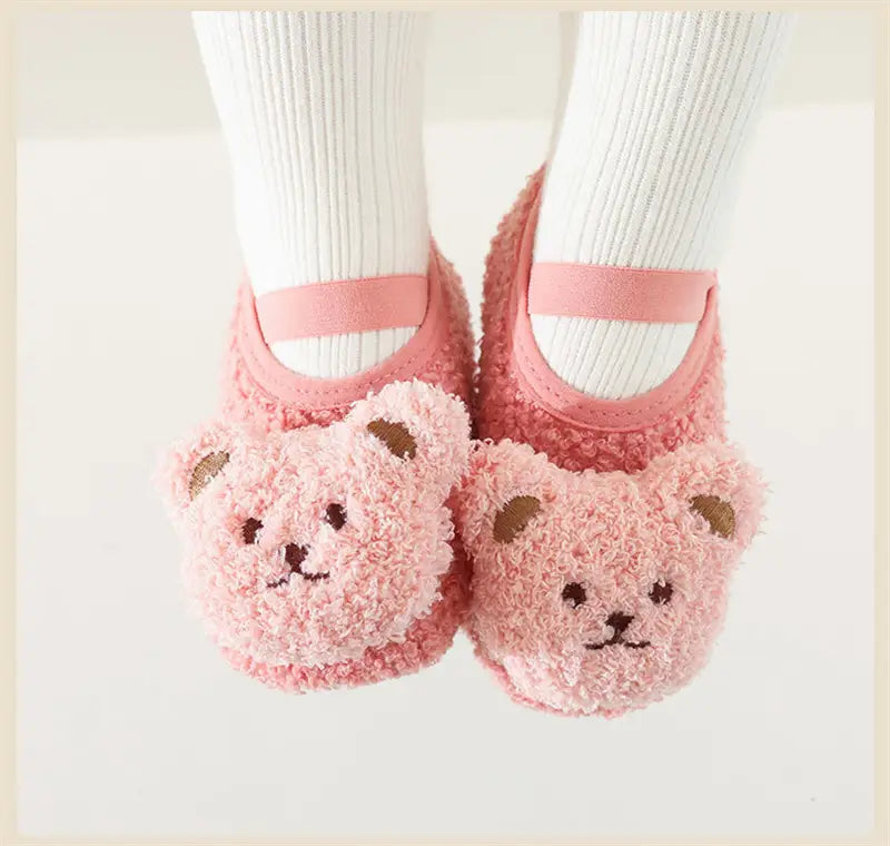 Beautiful Shoe’s Cartoon Bear Baby Shoes Winter Thick Warm Newborn Shoes Non-slip Soled Soft Plush Toddler Kids Boy