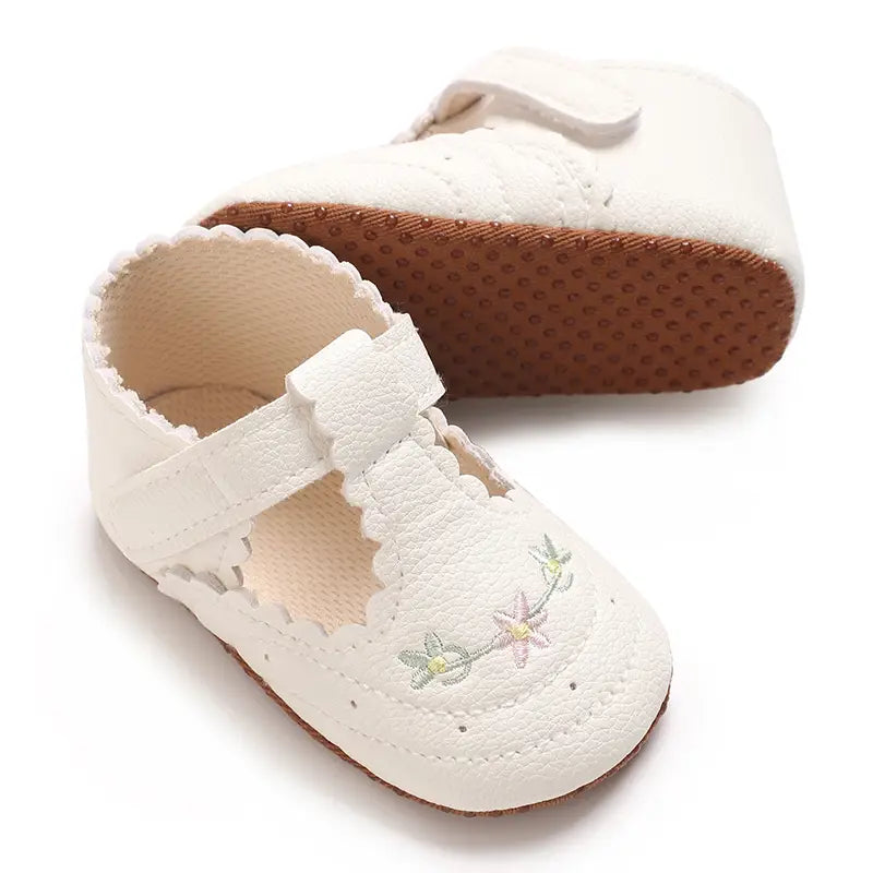 Beautiful Shoe’s 0-18M Baby Girl Princess Shoes Cute Printed Soft Cloth Bottom Anti slip Spring and Autumn Princess
