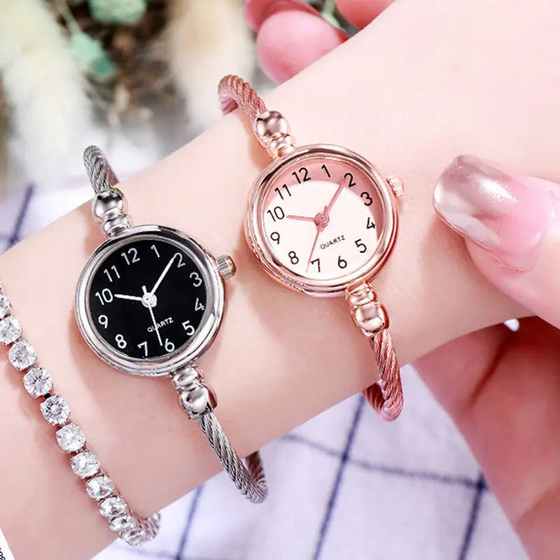 Montre Elegant Gold Bracelet Watch for Women Quartz Movement