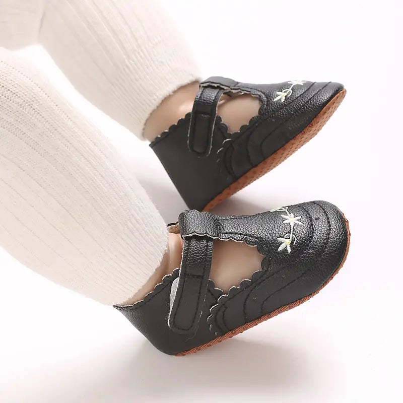 Beautiful Shoe’s 0-18M Baby Girl Princess Shoes Cute Printed Soft Cloth Bottom Anti slip Spring and Autumn Princess