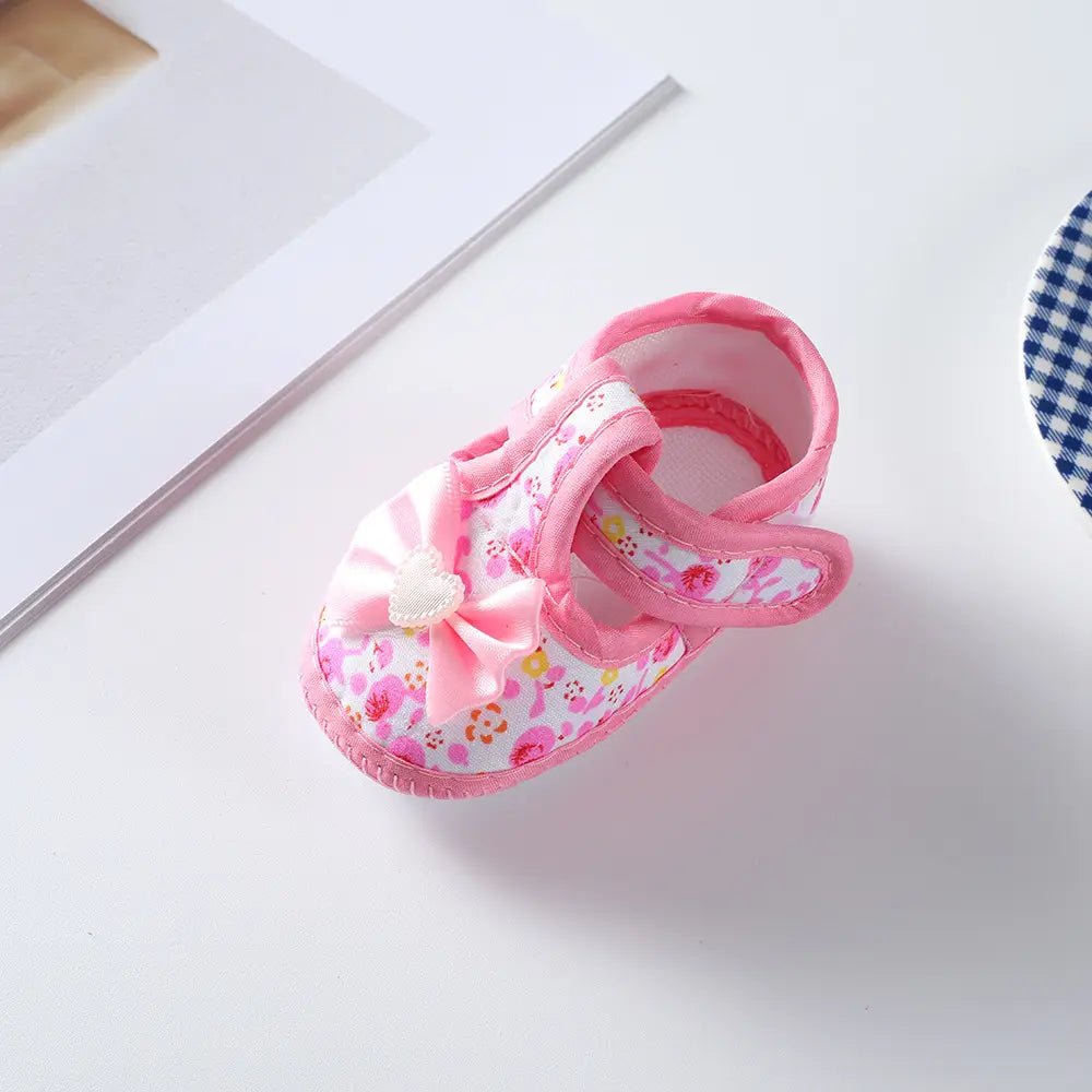 Beautiful Shoe’s Newborn Baby Boy Girls Shoes Spring Autumn Lovely Floral Embroidery Anti-Slip Sneaker Crib Shoes Soft