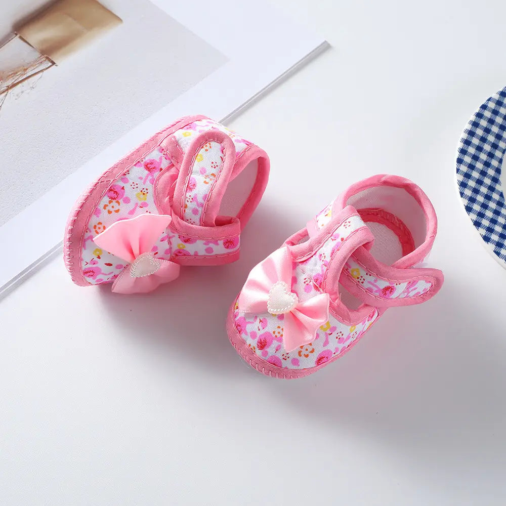 Beautiful Shoe’s Newborn Baby Boy Girls Shoes Spring Autumn Lovely Floral Embroidery Anti-Slip Sneaker Crib Shoes Soft