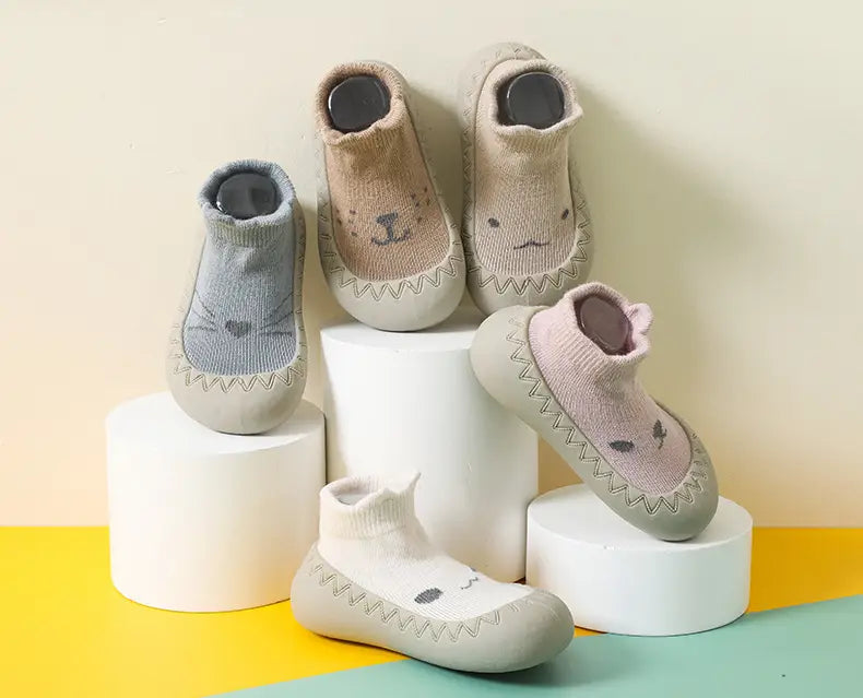 Beautiful Shoe’s Cute Baby Sock Shoes BeBe Soft Sole and Crib Shoes Rubber Non Slip Toddler First Step Walkers Outdoor